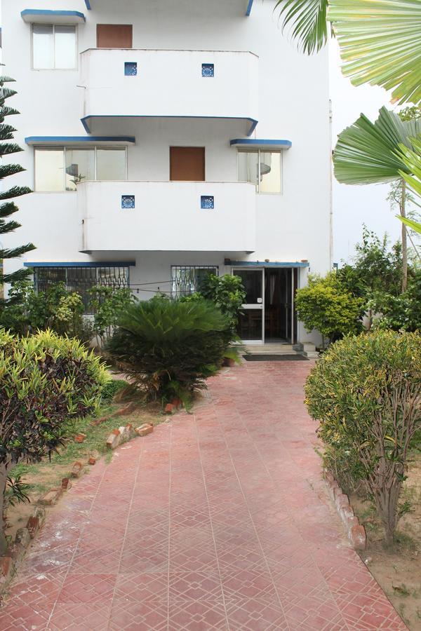 Hotel Arya Palace Purí Exteriér fotografie