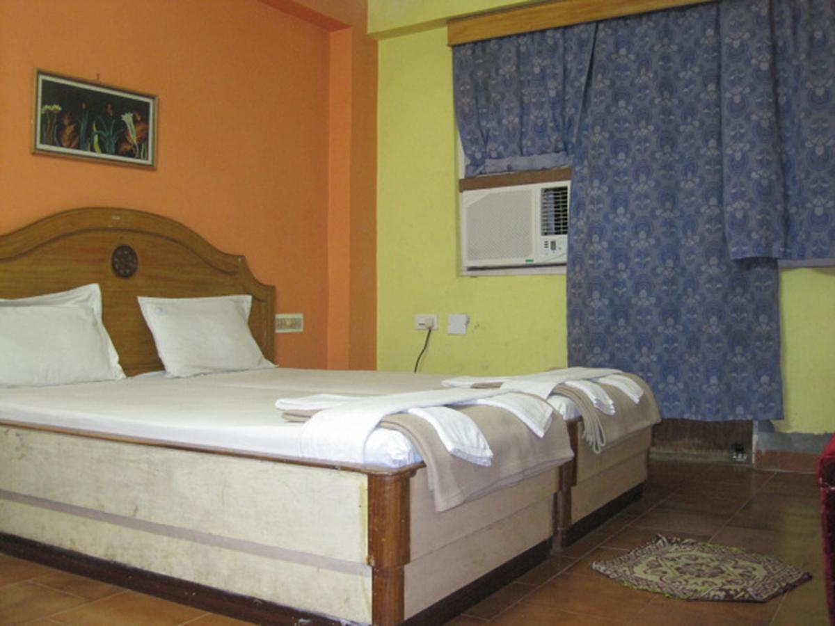 Hotel Arya Palace Purí Exteriér fotografie