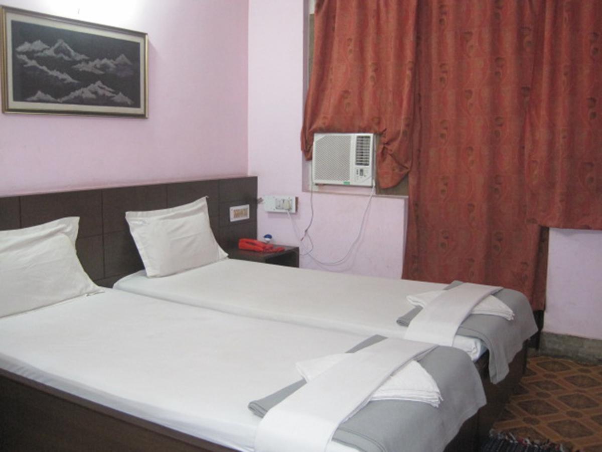 Hotel Arya Palace Purí Exteriér fotografie