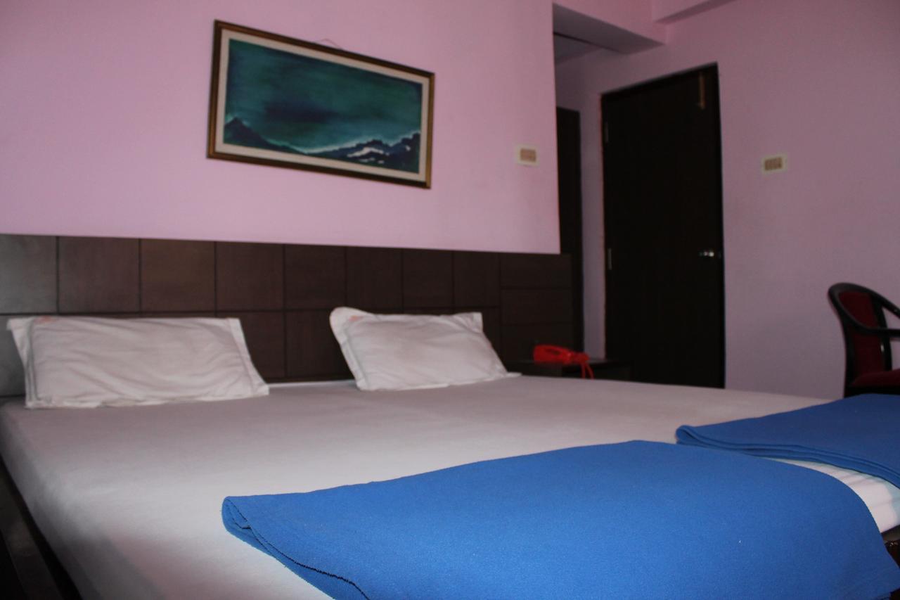 Hotel Arya Palace Purí Exteriér fotografie